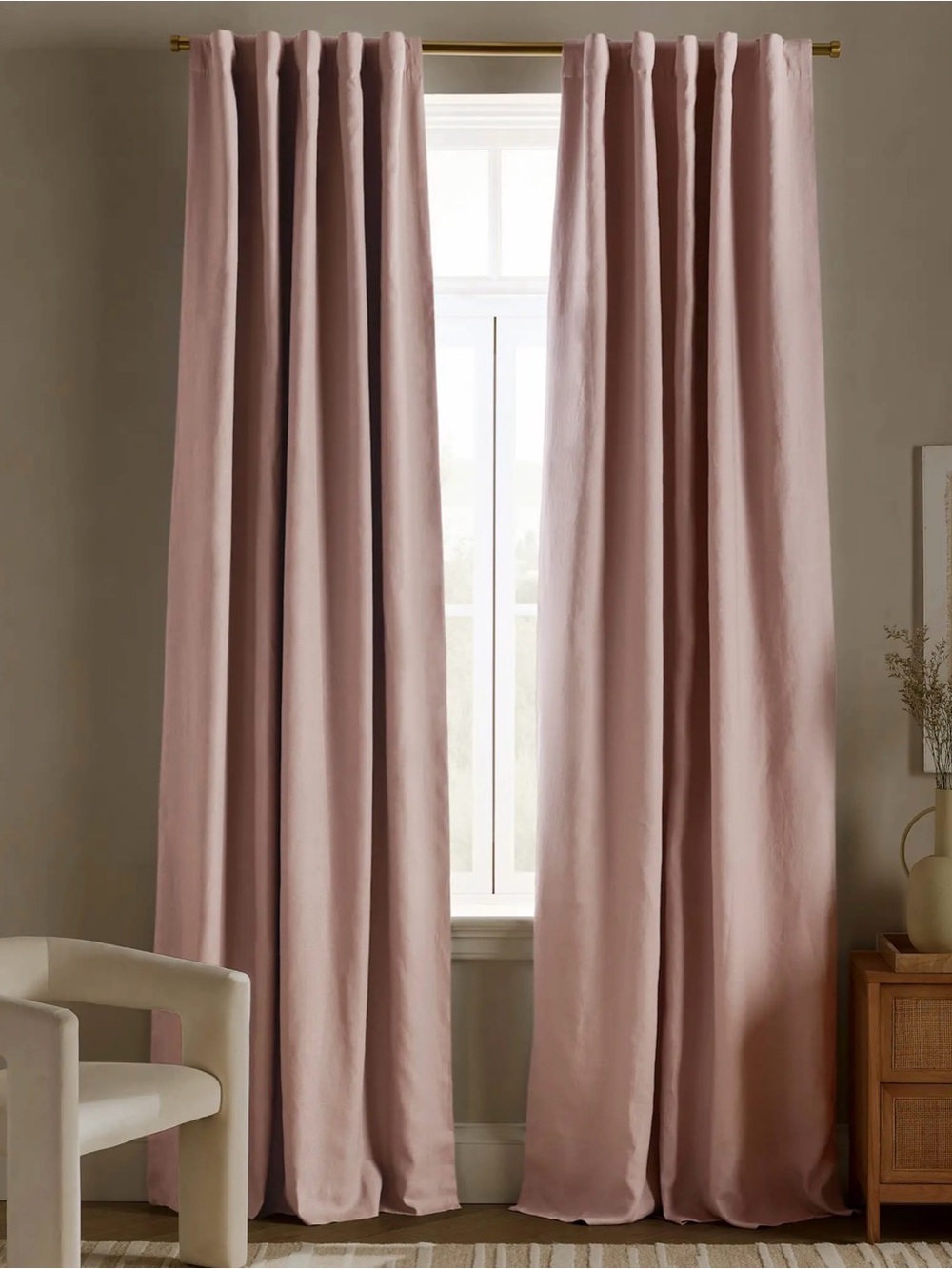 NWOT Quince European Linen Blackout Curtain in Rose Quartz - 48” x 96” - Single
